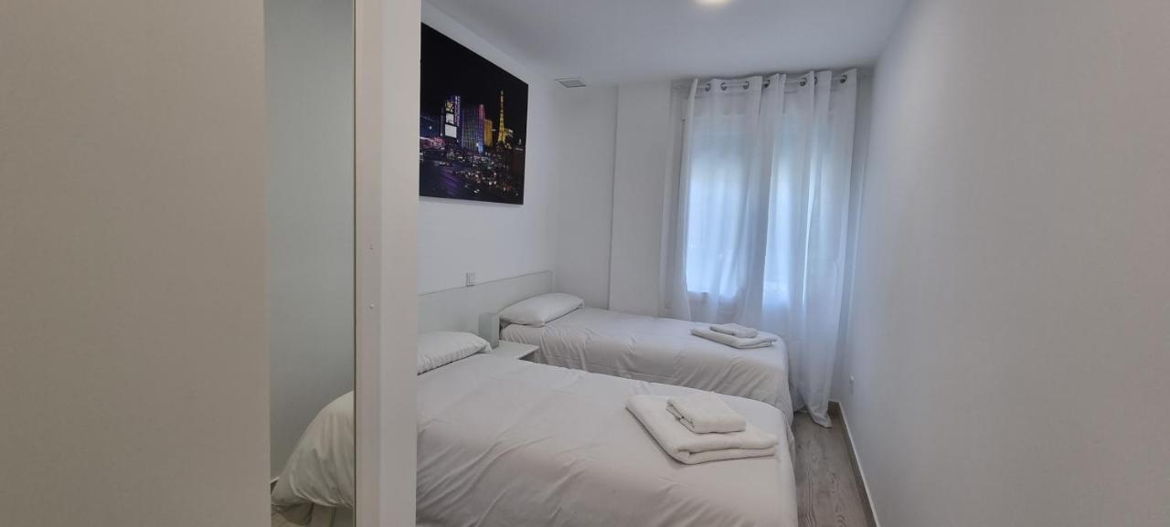 Apartamentos Tanez Santurce A Madrid Eksteriør billede