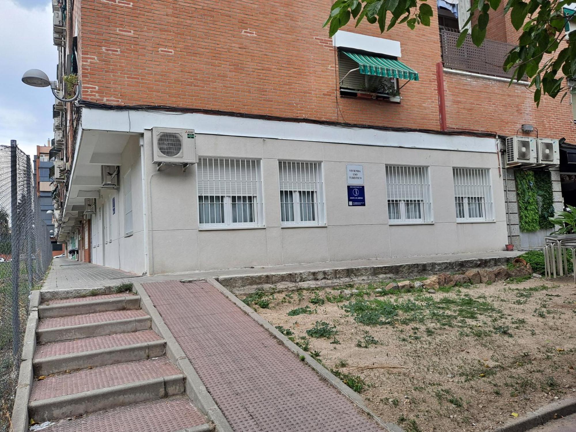Apartamentos Tanez Santurce A Madrid Eksteriør billede