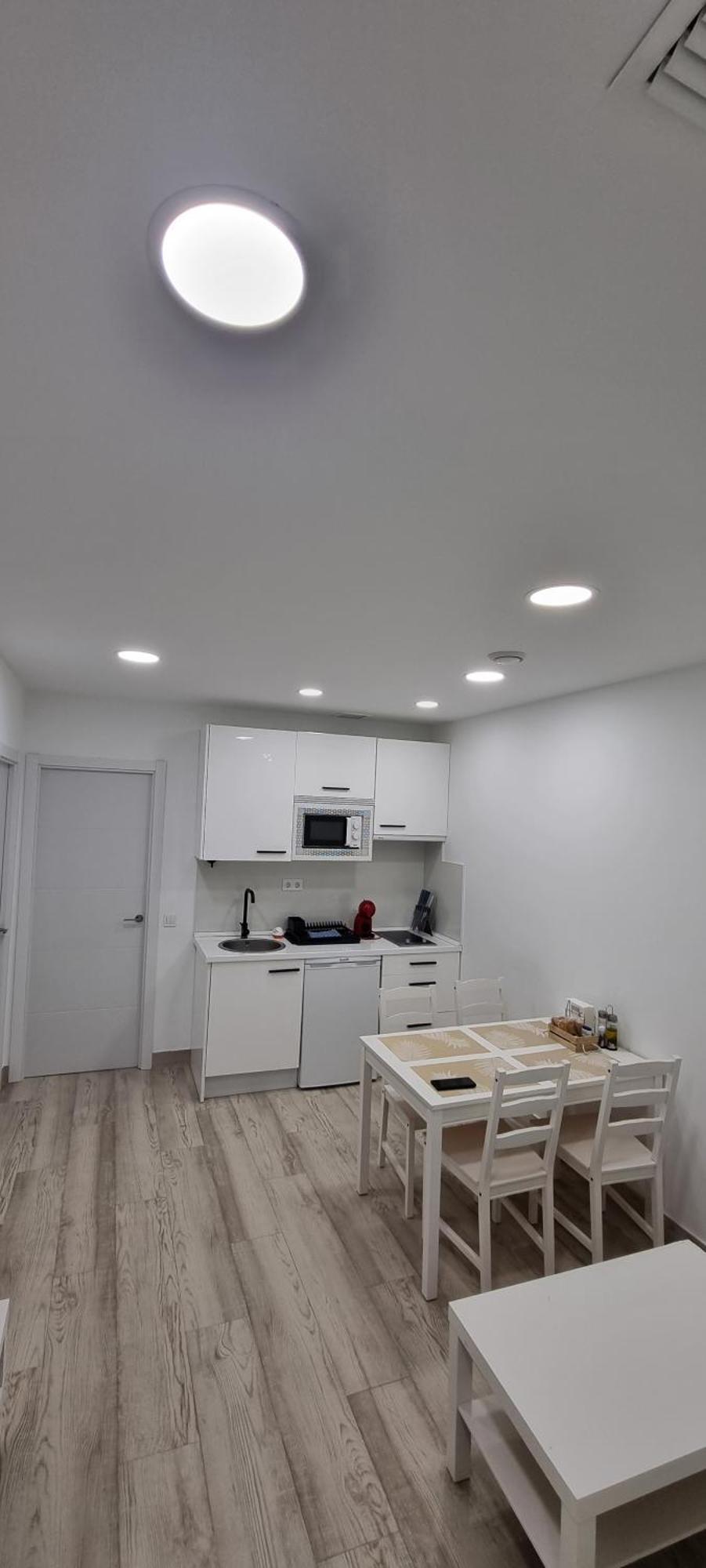 Apartamentos Tanez Santurce A Madrid Eksteriør billede
